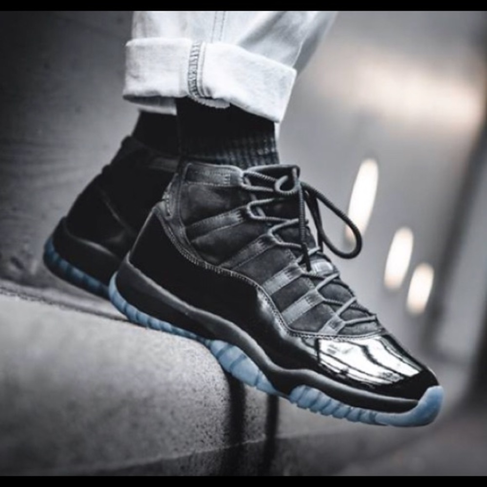 Nike jordans Retro 11 black size 11 men